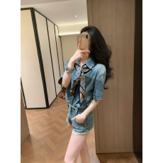 批发复古宽松蓝色牛仔衬衫套<b class='q'>装</b>女<b class='q'>夏季</b>2026新款休闲穿搭上衣短<b class='q'>裤</b>两件套