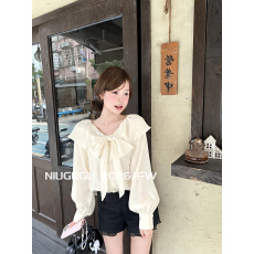 批发NIUGUGU 法式<b class='q'>设计</b>感翻领蝴蝶结衬衫秋季温柔气质荷叶边系带上衣女