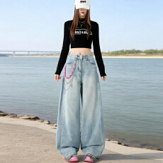 批发实拍2026春新款袋盖设计提<b class='q'>臀</b>高腰宽松牛仔<b class='q'>裤</b>直筒阔腿拖地牛仔<b class='q'>裤</b>女
