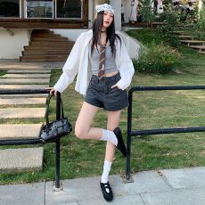 批发实拍洗褪深灰色直筒牛仔裤气质高腰休闲<b class='q'>短裤</b>女A字阔腿牛仔裤