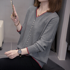 批发2026春<b class='q'>秋</b>撞色V领钉珠长袖针织衫上衣大码女装微胖mm宽松内搭毛衣
