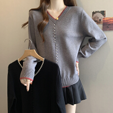 批发2026春<b class='q'>秋</b>新款V领钉珠长袖针织衫上衣大码女装微胖mm宽松内搭毛衣
