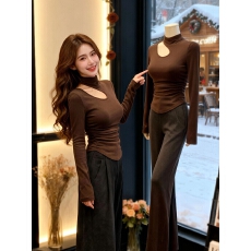 批发心机镂空半高领打底衫女内搭<b class='q'>秋</b>冬2025新款设计感长袖t恤修身上衣