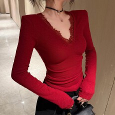 批发秋冬新款时尚百搭气质<b class='q'>V领</b>拼蕾丝边加绒上衣女