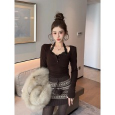 批发设计感小众挂脖<b class='q'>蕾丝</b>拼接修身假两件长袖女秋冬新款百搭上衣女