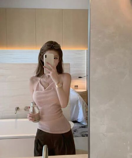 고급 센스 자이언트 잘 생긴 흔들다 칼라 행침 목 맨위 여성 몸매 가꾸기 디자인 센스 스트랩 마이크로 ~을 통해 민소매 조끼 슬립 여름