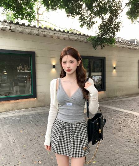 화이트 워터 여성 miu 부서 아름다움 세트 그룹 V넥 캐미솔 레이스 여성 드레스 여름 감기 바람 구덩이 기사 맨위