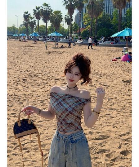 여름 새로운 패션 다용도 오프숄더 핫걸 레트로 체크무늬 섹시함 맨위 여성