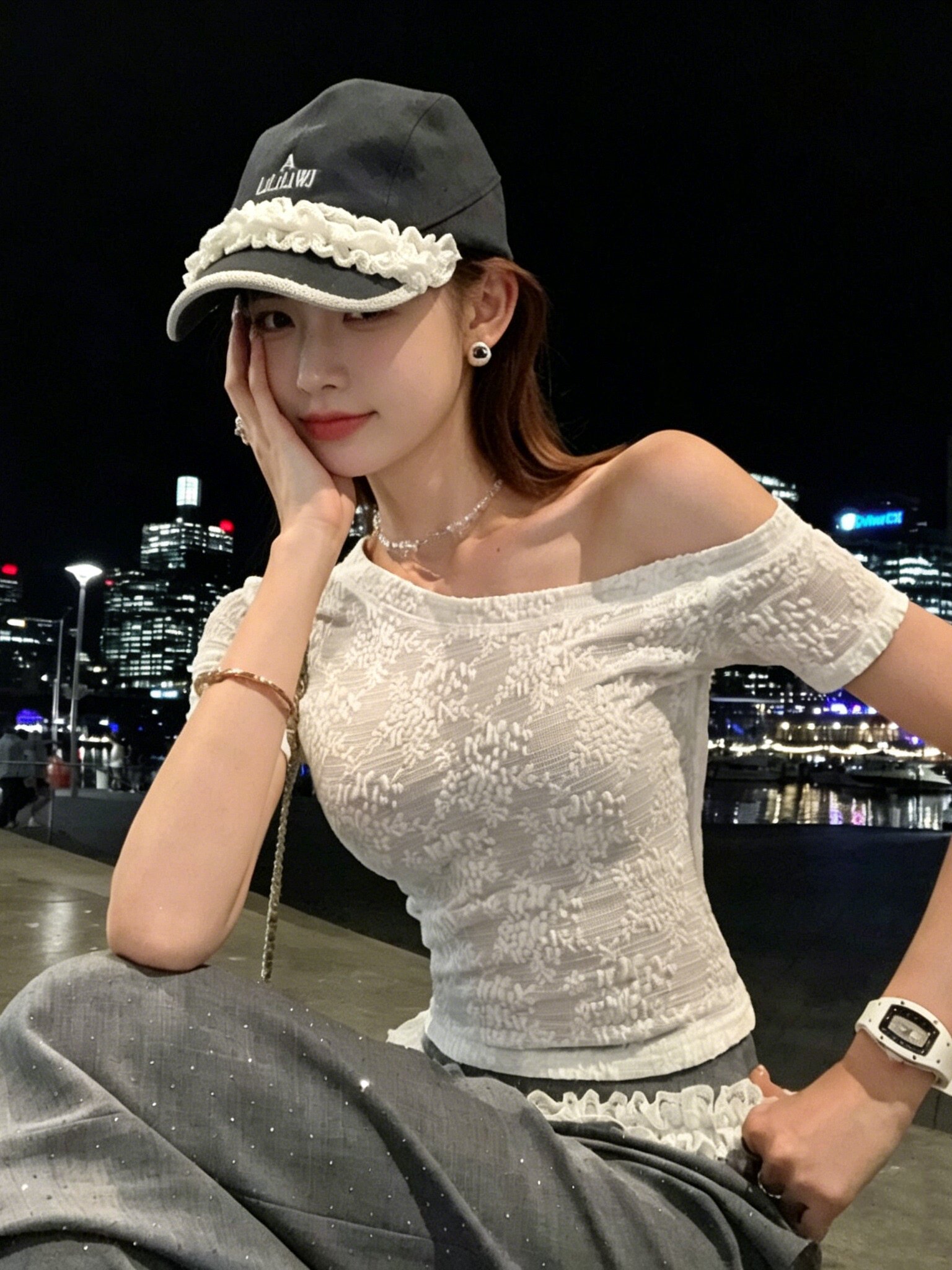 작은 대중 디자인 착용 가져 가라. 한 부서 출퇴근 비스듬한 어깨 레이스 몸매 가꾸기 반팔 맨위 여성