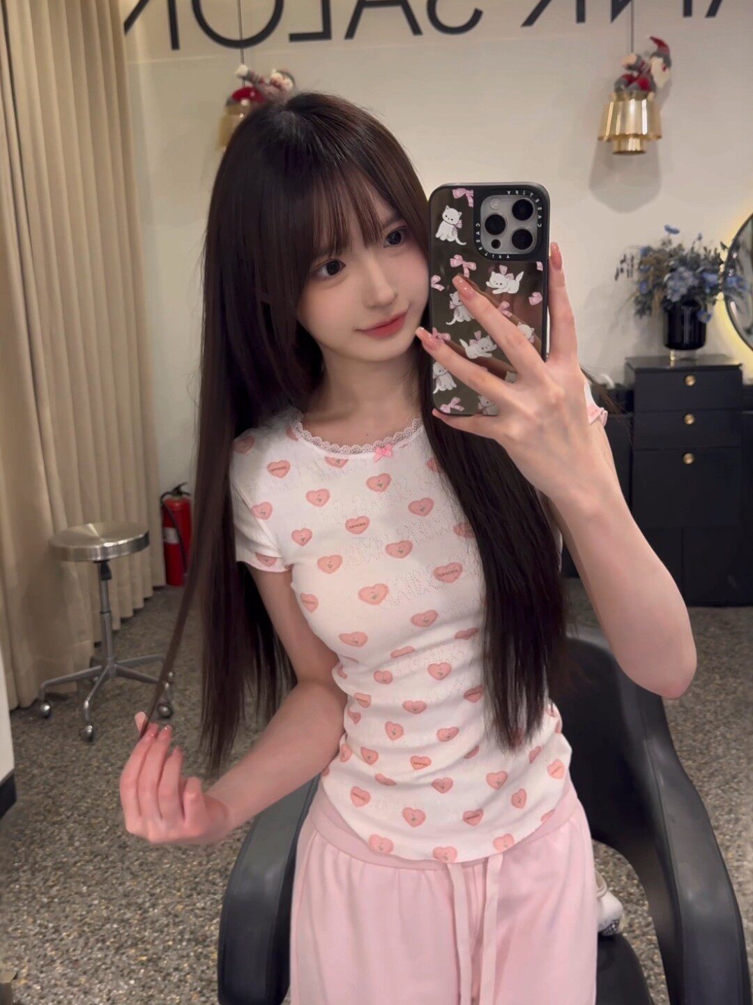한 부서 라운드 넥 하트 프린트 반팔 티셔츠 여성 여름 새로운 몸매 가꾸기 슬림해 보이는 달콤함 활력 가벼운 일 바람 맨위