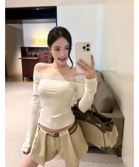 오프숄더 레이스 조각 긴팔 티셔츠 오프숄더 몸매 가꾸기 슬림해 보이는 품격 만나는 맨위