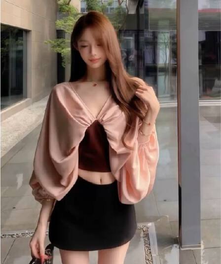 프랑스식 V넥 배색 패치워크 긴팔 여성 셔츠 2026 이른 가을 새로운 고유 한 아름다운 자이언트 잘 생긴 루즈핏 맨위