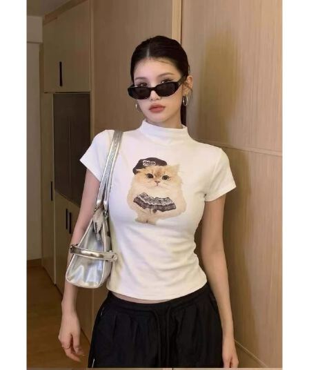 핫걸 반하이넥 새끼 고양이 프린트 반팔 미니멀리즘 티셔츠 2026 가을 새로운 패션 디자인 센스 몸매 가꾸기 맨위