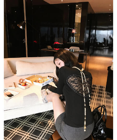 순수한 욕망 홀로우 아웃 레이스 조각 터틀넥 긴팔 티셔츠 여성 몸매 가꾸기 슬림해 보이는 인사이드 잡아라. 의류