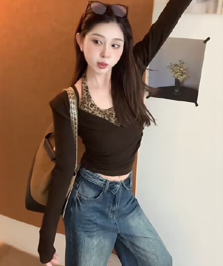 핫걸 레트로 레오파드 무늬 행침 목 페이크 레이어드 긴팔 티셔츠 여성 조기 가을 한국 스타일 다용도 슬림해 보이는 기본 셔츠 맨위