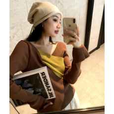 批发小众拼色女秋冬不规则拼接显瘦气质交叉v领通勤<b class='q'>高级</b>感针织衫