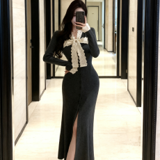 批发已出货 高级感小香风秋冬高贵蝴蝶结<b class='q'>蕾丝</b>v领撞色修身连衣裙爆款