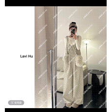 批发【<b class='q'>碎花</b>絮语】百搭风直筒连体背带裤➕上衣