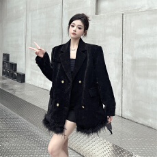 批发实拍高级感轻奢雪尼尔<b class='q'>西装外套</b>气质名媛毛毛拼接宽松西服