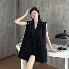批发实拍新款干练<b class='q'>通勤</b>风西装领钉钻双排扣马夹女宽松中长上衣