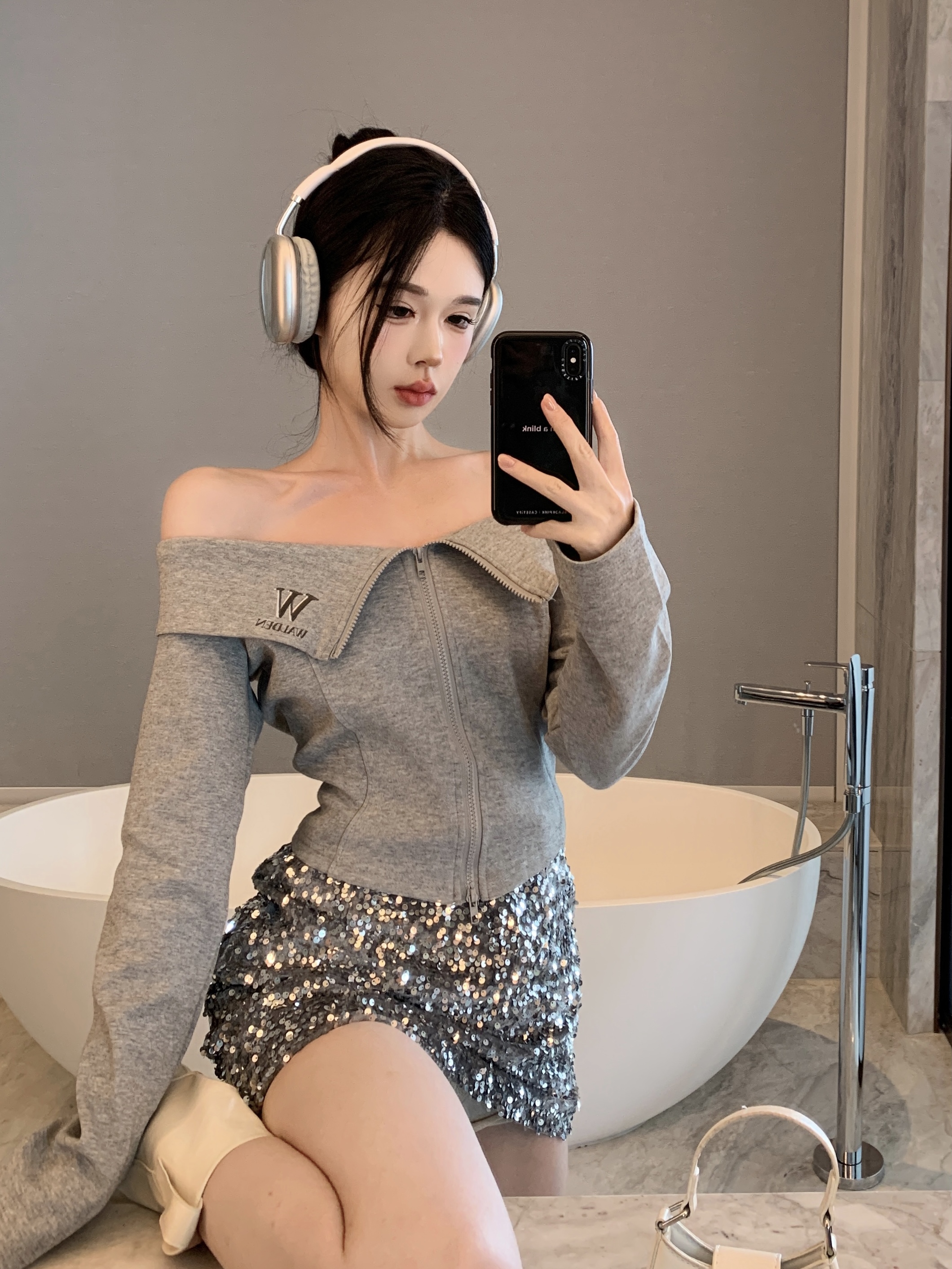 실사 정가 봄 디자인 센스 Chic 보트넥 오프숄더 후드티 여성 오픈 가디건 더블 지퍼 재킷 맨위 티셔츠