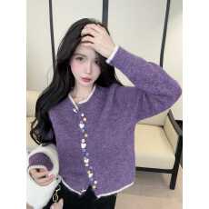 批发实拍实价 设计感拼色纽扣针织开<b class='q'>衫</b>小众圆领长袖减龄百搭毛衣外套