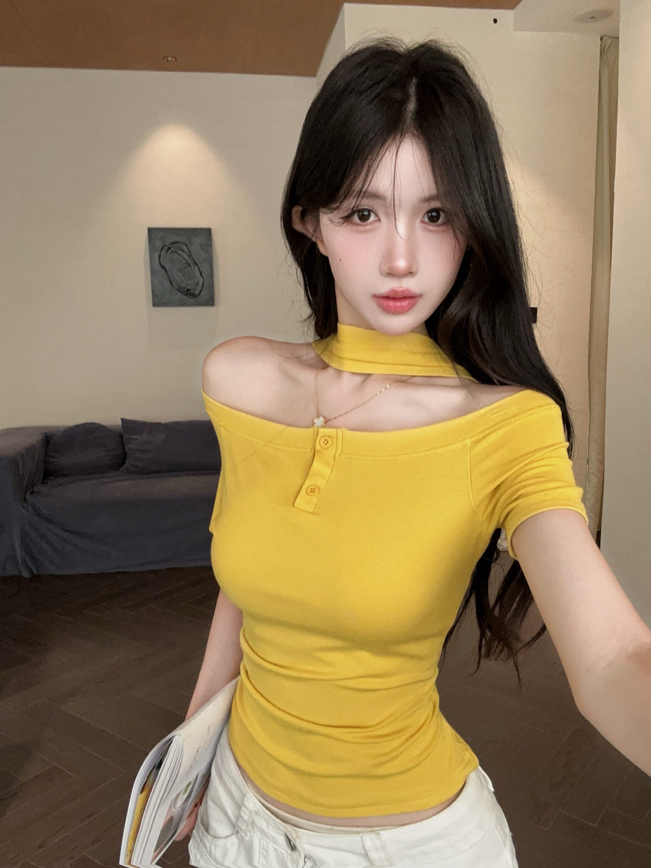 실사 정가 디자인 센스 행침 목 오프숄더 티셔츠 여성 여름 몸매 가꾸기 슬림해 보이는 반팔 오프숄더 핫걸 맨위