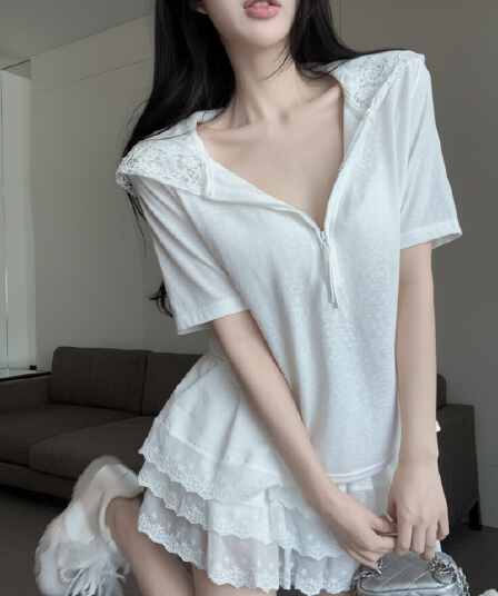 실사 정가 디자인 센스 루즈핏 슬림해 보이는 하프 지퍼 후드 티셔츠 여성 레이스 측면 미니 스커트 투피스 슈트