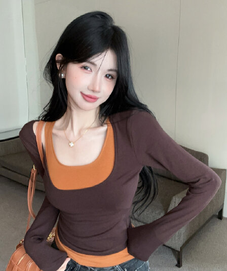 실사 정가 2026 가을 새로운 핫걸 캐미솔 대 u 칼라 티셔츠 세트 투피스 세트 맨위 여성 트렌디
