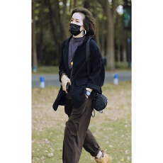 批发高级感纯色小<b class='q'>西装</b>女外套休闲百搭春夏薄款时尚极简宽松西服上衣女