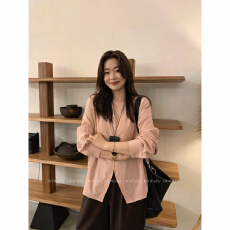批发大码微胖韩系V领正肩衬衫秋百搭上衣