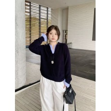 批发大码V领打底套头毛针织衫撞色宽松条纹拼接长袖