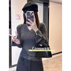 批发实价大码V领洋气保暖上衣开叉设计感打底衫女内搭磨毛长袖T恤