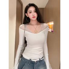 批发实价大码高级感重工烫钻V领长袖T恤女秋<b class='q'>冬</b>新款设计感显瘦气质上衣