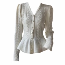 批发实价大码轻熟简约风V领麻花针织衫女<b class='q'>秋</b>冬新款纽扣设计感毛衣上衣