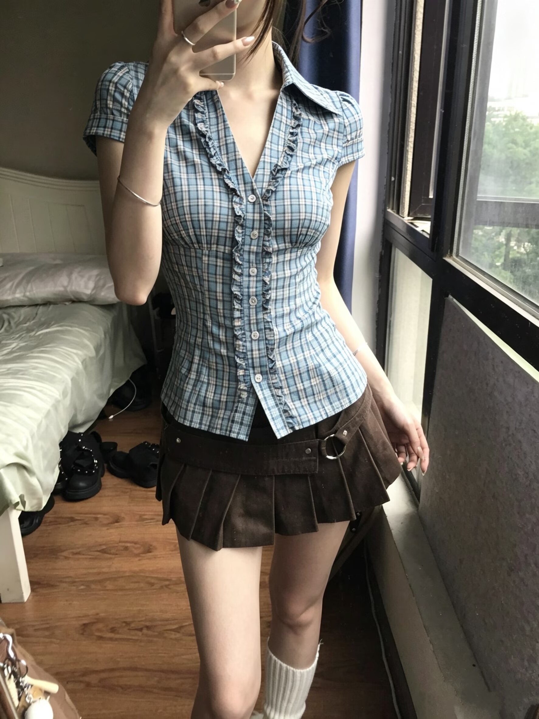 프랑스식 프릴 반팔 여성 셔츠 여름 파란색 체크무늬 셔츠 허리 수축 긍정적 인 어깨 의류