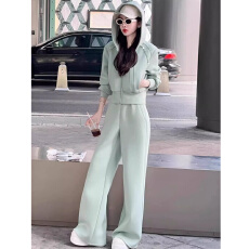 批发绿色运动休闲套装女<b class='q'>秋</b>冬2026新款时尚减龄洋气炸街卫衣卫裤两件套