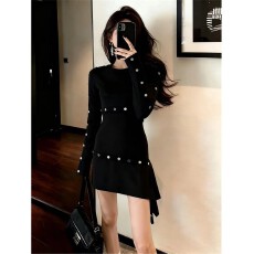 批发实价有货韩系辣妹风黑色<b class='q'>长</b>袖连衣裙小个子气质收腰显瘦包臀<b class='q'>裙子</b>