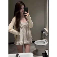 批发实价有货春季新款韩系度假风吊带碎花上衣女高腰<b class='q'>显瘦</b>短<b class='q'>裤</b>套<b class='q'>装</b>