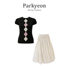 批发实价有货韩系清新风黑色菱格短袖<b class='q'>针织衫</b>上衣褶皱半身裙甜美套装