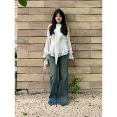 批发实价有货法式不规则飘带露肩挂脖衬衫女高腰显瘦微喇牛仔裤套装