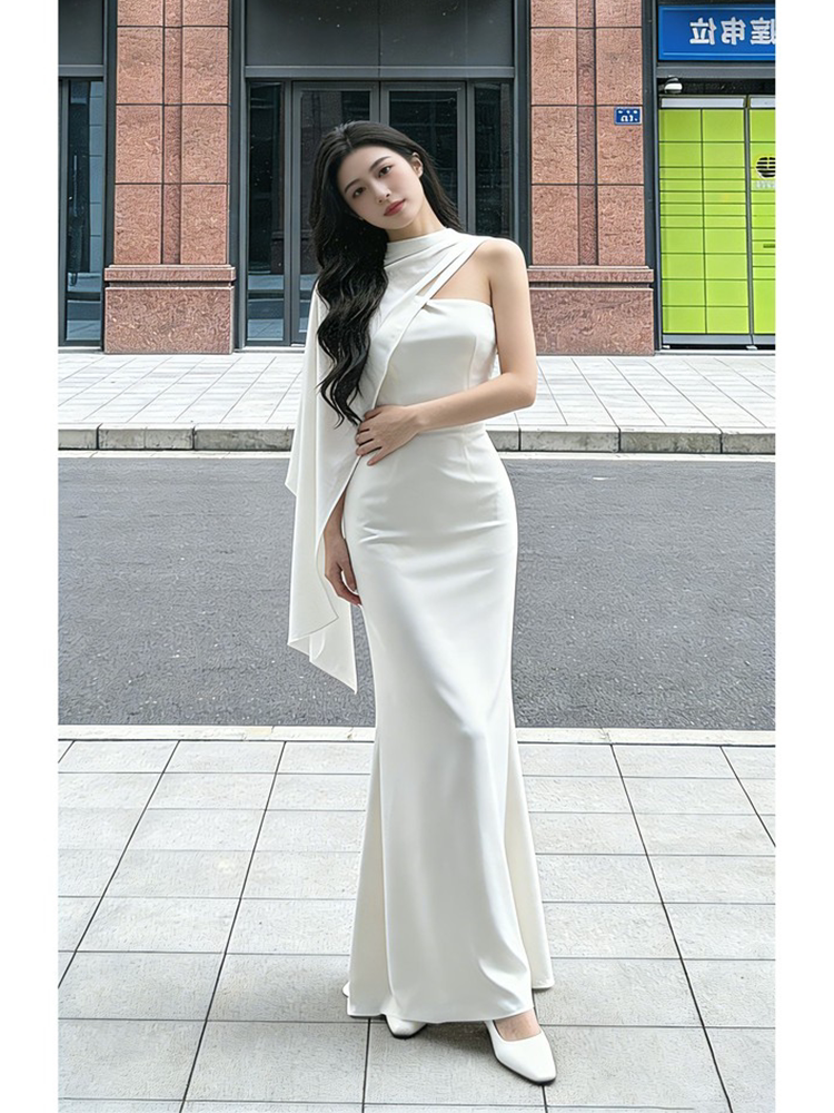 정가 재고 있음 프랑스식 부드러운 바람 비스듬한 어깨 행침 목 여성 드레스 2026 여름 새로운 몸매 가꾸기 타이트 스커트 인어 꼬리 스커트