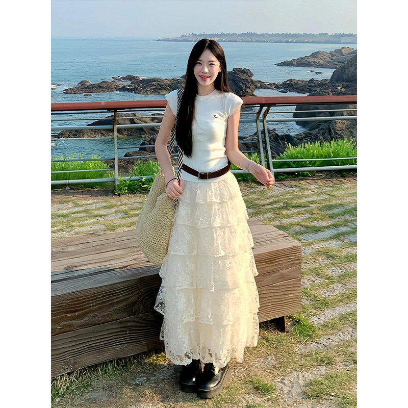 정가 재고 있음 한 부서 부드러운 바람 화이트 긍정적 인 어깨 티셔츠 여성 여름 자수 레이스 망사 반신 스커트 투피스 세트