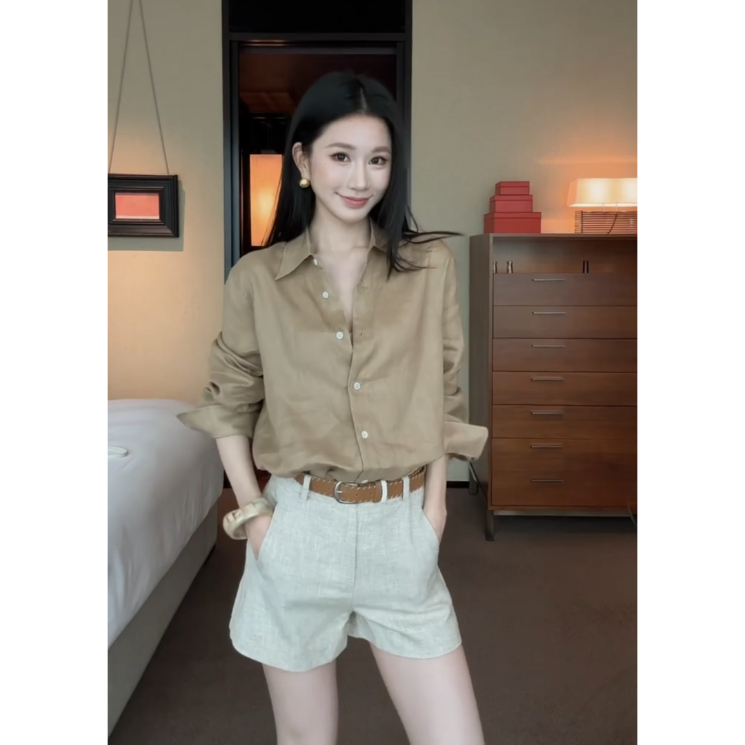 정가 재고 있음 여름 새로운 오래된 돈 바람 품격 긴팔 셔츠 맨위 몸매 가꾸기 슬림해 보이는 반바지 세트 여성