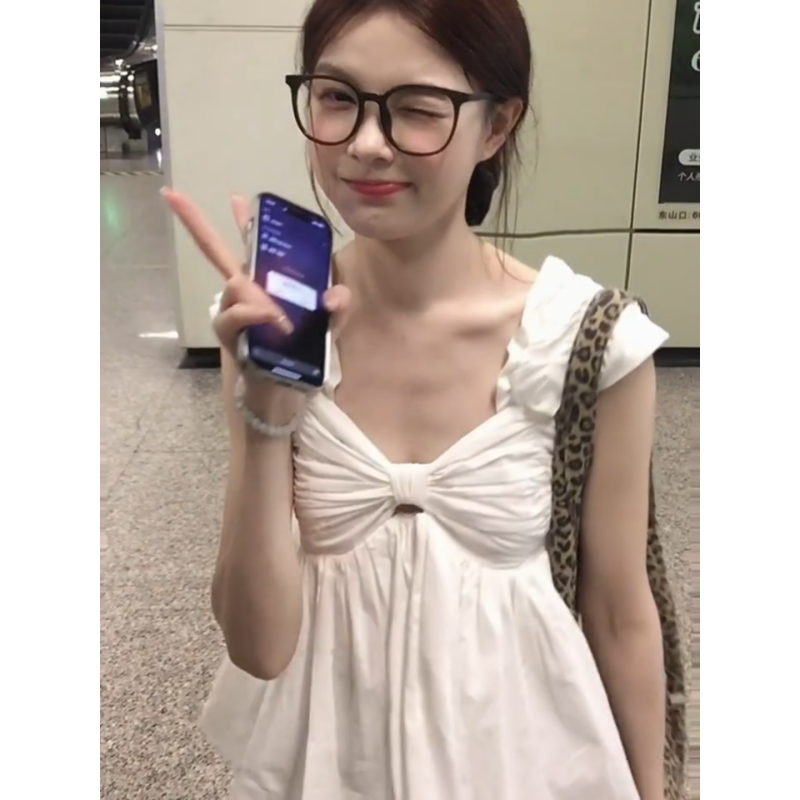 정가 재고 있음 순수한 욕망 핫걸 바람 작은 날다 소매 캐미솔 여름 새로운 작은 대중 Chic 디자인 센스 맨위