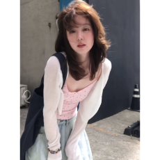 批发实价法式少女风白色短款<b class='q'>长袖</b>开衫内搭波点吊带背心上衣套装