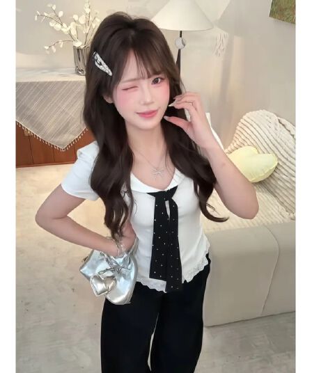 정가 한 부서 도트 무늬 나비 매듭 스트랩 반팔 티셔츠 여성 여름 디자인 센스 몸매 가꾸기 슬림해 보이는 다용도 맨위
