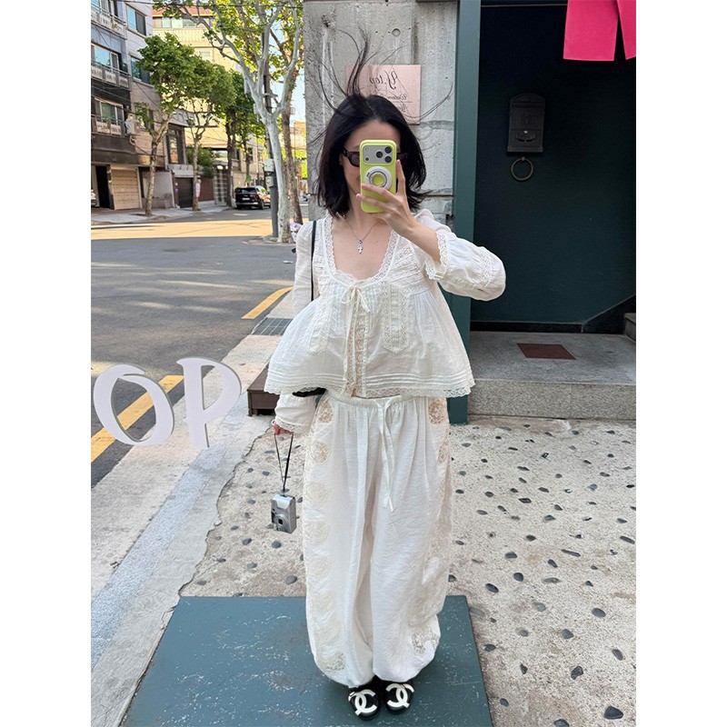 정가 프랑스식 슬림해 보이는 레이스 맨위 여성 여름 새로운 루즈핏 슬림해 보이는 넓은 다리 캐주얼 바지 세트