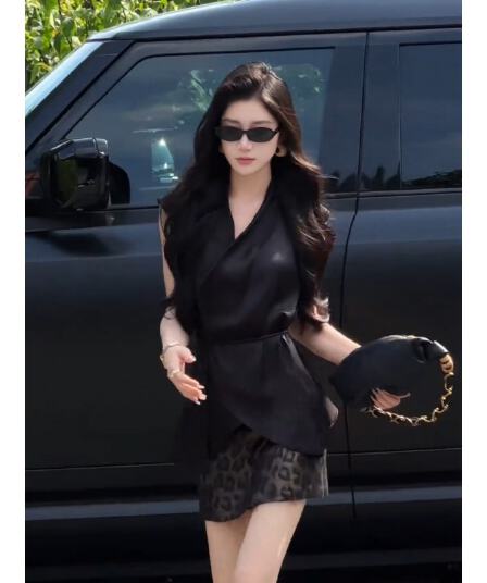 정가 아메리칸 핫걸 바람 V넥 허리 수축 스트랩 맨위 여성 코디 레오파드 무늬 타이트 스커트 반신 치마 세트