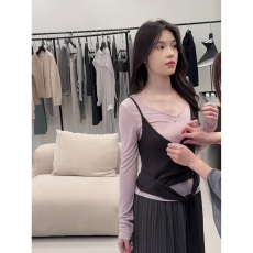 批发实价韩系氛围感假两件长袖上衣<b class='q'>女</b>早秋新款百褶半身裙<b class='q'>套装</b>